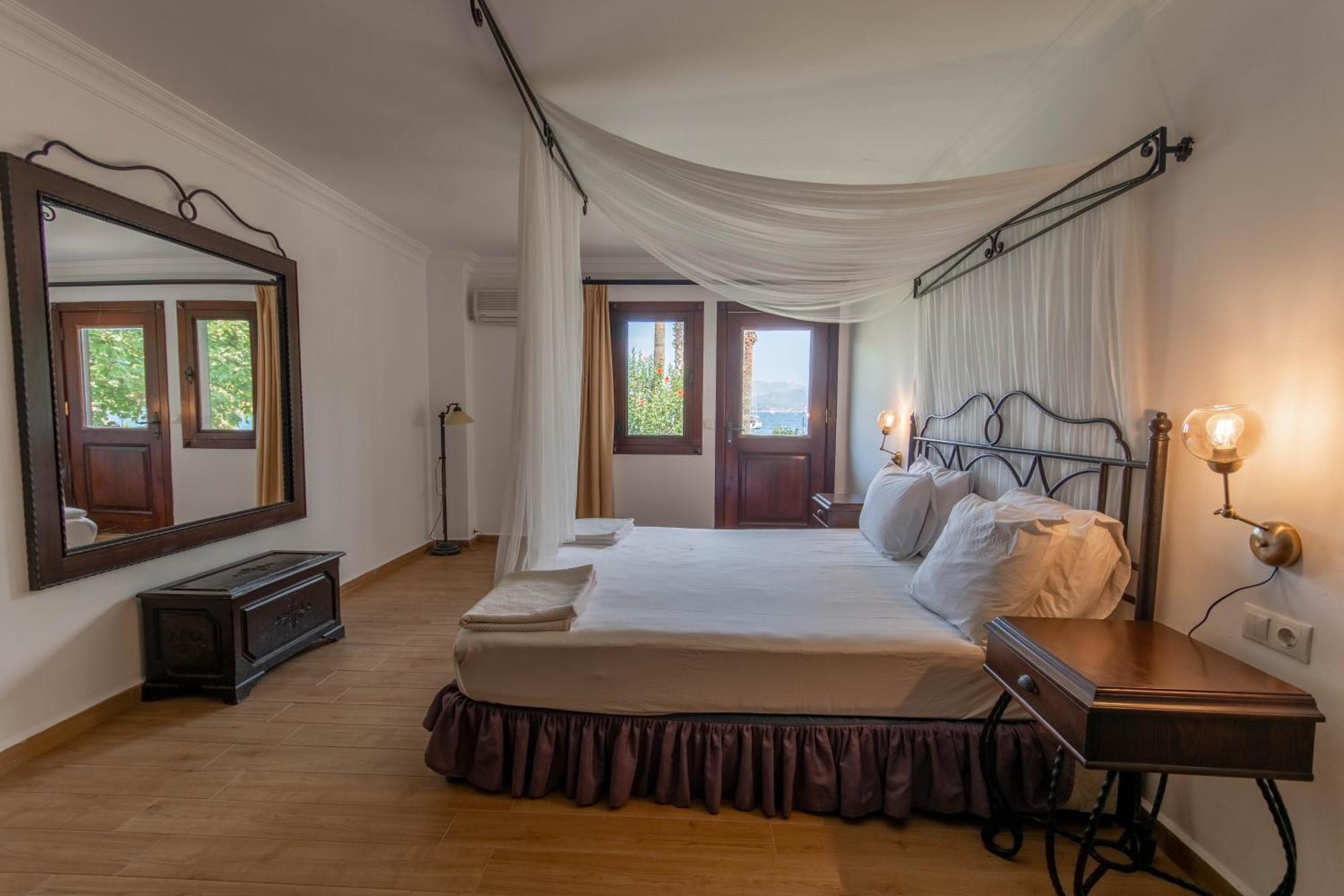 Maris Butik Hotel Turunç Ngoại thất bức ảnh