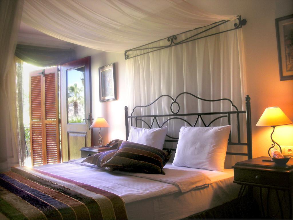 Maris Butik Hotel Turunç Phòng bức ảnh