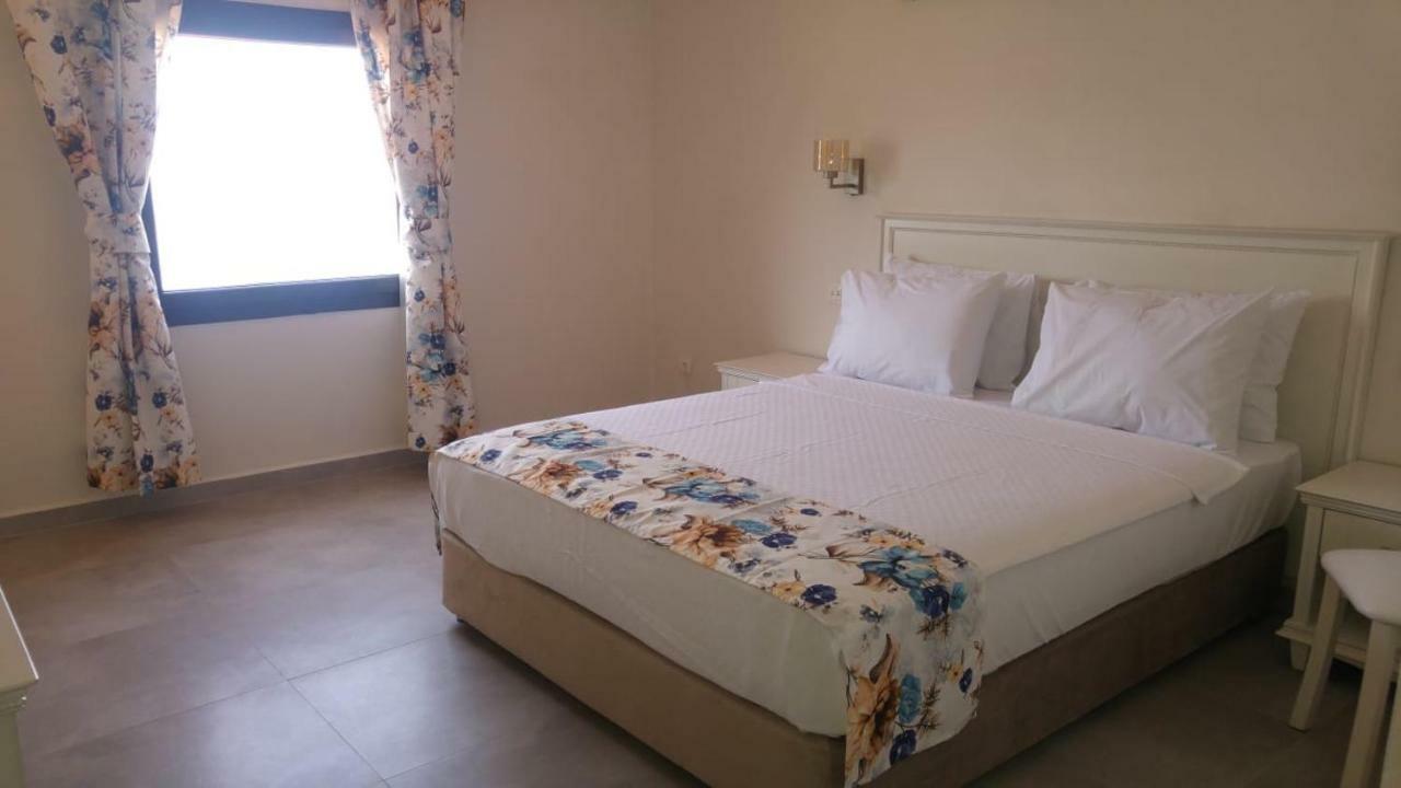 Maris Butik Hotel Turunç Ngoại thất bức ảnh